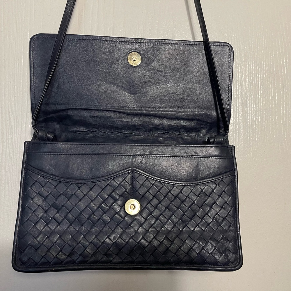 Vintage Meyers bag- Inspired by the Bottega Veneta intrecciato bag in Navy